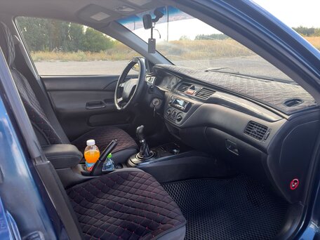 2005 Mitsubishi Lancer IX Рестайлинг, синий, 320000 рублей, вид 5