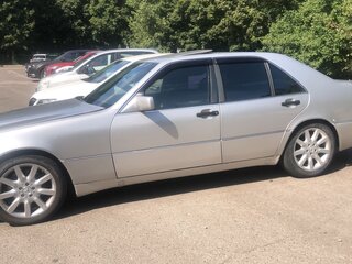 1992 Mercedes-Benz S-Класс 300 5-speed III (W140), серебристый, 1200000 рублей, вид 4
