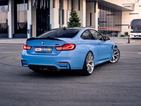 2018 BMW M4 F82/F83 Рестайлинг, синий, 6550000 рублей, вид 4