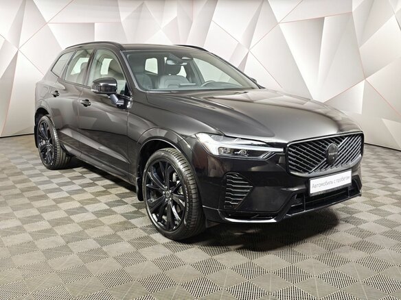 2025 Volvo XC60 II Рестайлинг 2, чёрный, 6395150 рублей - вид 2
