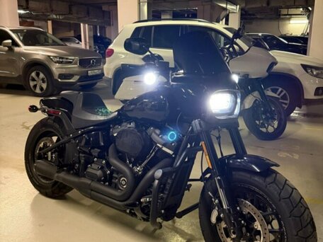 2018 Harley-Davidson Fat Bob, чёрный, 2000000 рублей, вид 1