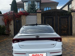 2021 Kia K5 III, белый, 2499000 рублей, вид 4
