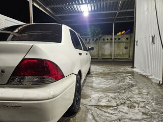 2000 Mitsubishi Lancer Cedia IX, белый, 200000 рублей, вид 4