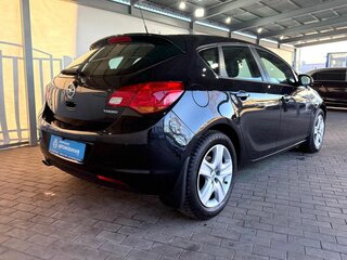 2012 Opel Astra J Рестайлинг, чёрный, 939000 рублей, вид 5