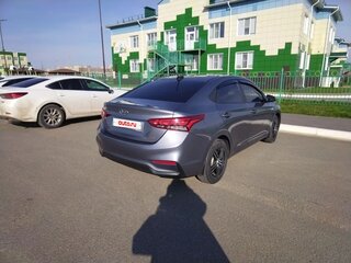 2017 Hyundai Solaris II, серый, 1100000 рублей, вид 2