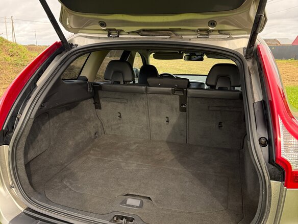 2012 Volvo XC60 I, бежевый, 1200000 рублей - вид 8