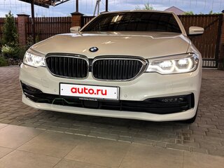 2019 BMW 5 серии 520i VII (G30/G31/G38), белый, 4200000 рублей, вид 4