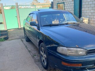 1995 Toyota Camry III (XV10), зелёный, 280000 рублей, вид 3