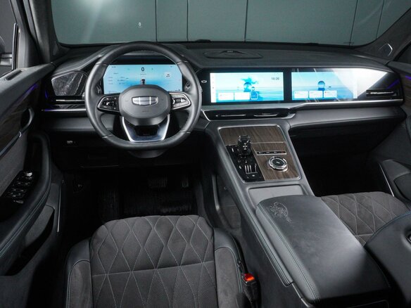 2025 Geely Xingyue L I Рестайлинг, серый, 3430000 рублей - вид 5