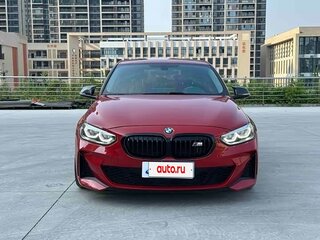 2022 BMW 1 серии 120i III (F52) Рестайлинг, красный, 1700100 рублей, вид 2