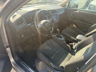 2017 Volkswagen Tiguan II, серебристый, 2260000 рублей, вид 5