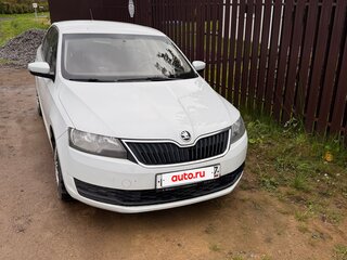 2018 Skoda Rapid I Рестайлинг, белый, 660000 рублей, вид 1