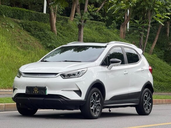 2021 BYD Yuan Pro (50 kWh) I Рестайлинг 2 (Pro), белый