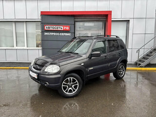 2016 Chevrolet Niva I Рестайлинг, серый, 770000 рублей, вид 3