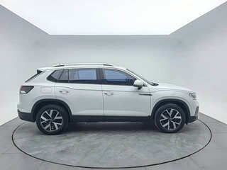 2022 Volkswagen Tayron I, белый, 1790000 рублей, вид 4