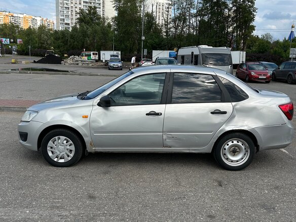 2016 Lada (ВАЗ) Granta I, серебристый, 305000 рублей - вид 5