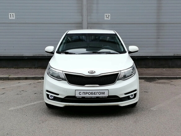 2015 Kia Rio III, белый - вид 1