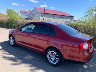 2008 Volkswagen Jetta V, пурпурный, 700000 рублей, вид 4