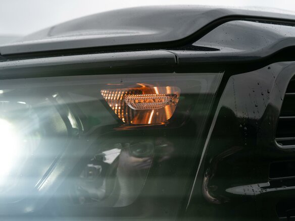 2018 Ram 1500 Crew Cab IV (DS/DJ), синий - вид 14
