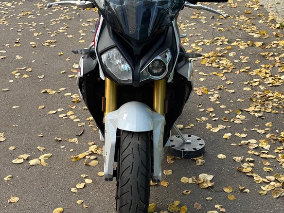 2018 BMW S 1000 R, белый, 1222000 рублей - вид 2