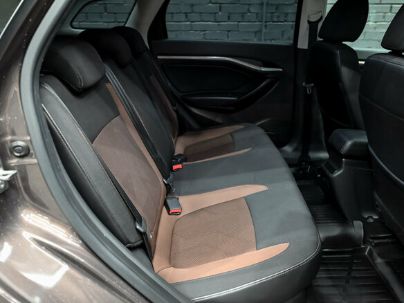 2018 Lada (ВАЗ) Vesta SW I, коричневый, 1030000 рублей - вид 18