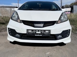 2011 Honda Fit II, белый, 1050000 рублей, вид 3