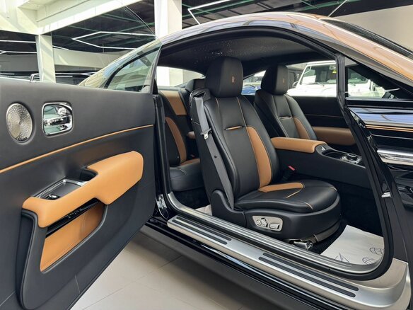 2017 Rolls-Royce Wraith, чёрный, 25790000 рублей - вид 30