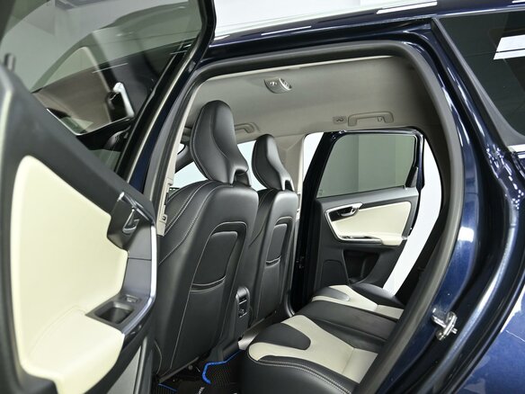 2016 Volvo XC60 I Рестайлинг, синий, 2015000 рублей - вид 13