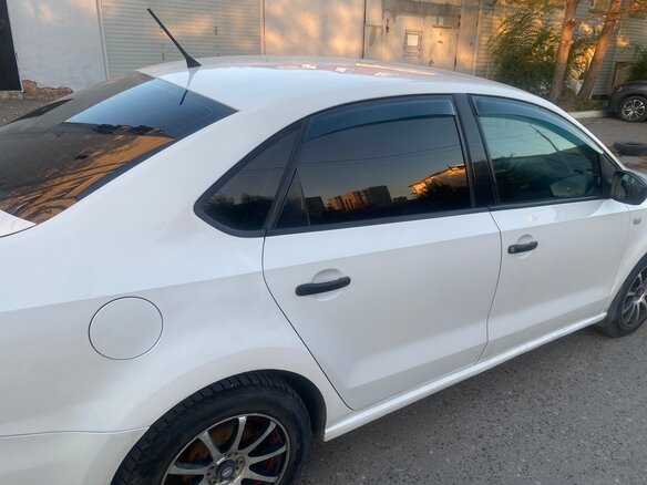2013 Volkswagen Polo V, белый, 450000 рублей - вид 1