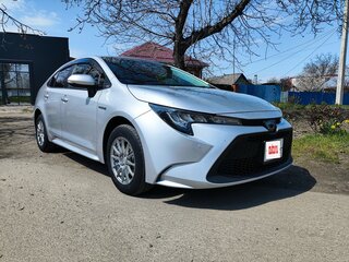 2019 Toyota Corolla Sporty XII (E210), серебристый, 1800000 рублей, вид 3
