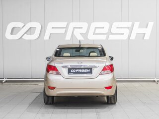 2012 Hyundai Solaris I, бежевый, 789000 рублей, вид 4