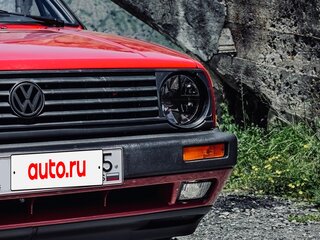 1987 Volkswagen Golf II, красный, 550000 рублей, вид 4