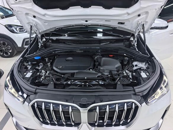 2023 BMW X1 Long 20Li sDrive III (U11/U12), белый, 3040999 рублей - вид 17