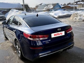 2019 Kia Optima IV Рестайлинг, синий, 1950000 рублей, вид 4