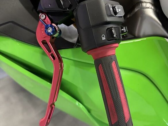 2024 Kawasaki ZX-6 Ninja, белый, 1295000 рублей - вид 12