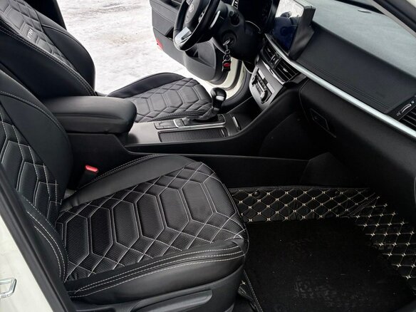 2019 Kia Optima IV Рестайлинг, белый, 1700000 рублей - вид 7