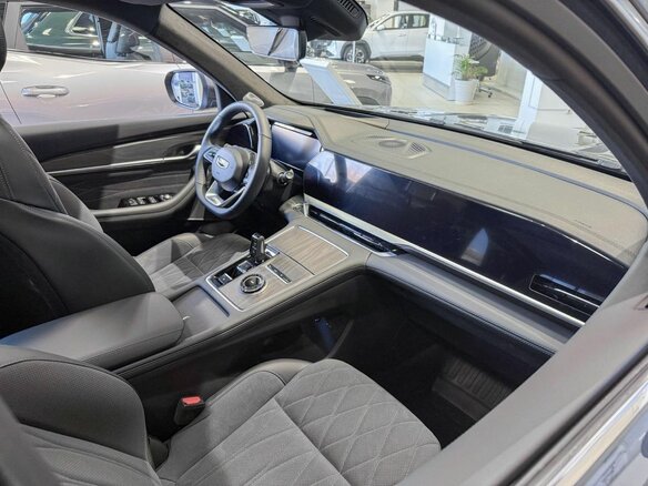 2026 Geely Monjaro I Рестайлинг, серебристый, 4954990 рублей - вид 7