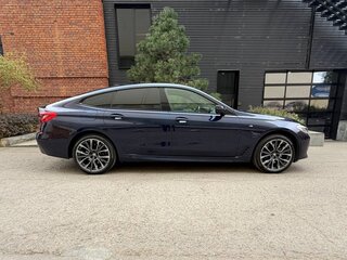 2020 BMW 6 серии Gran Turismo 640i xDrive IV (G32) Рестайлинг, синий, 5495000 рублей, вид 5