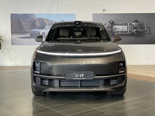 2026 Li Auto (Lixiang) L9 52.3 kWh I Рестайлинг, серый, 11594500 рублей, вид 3