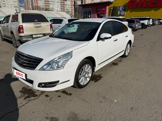 2013 Nissan Teana II (J32) Рестайлинг, белый, 1180000 рублей, вид 4