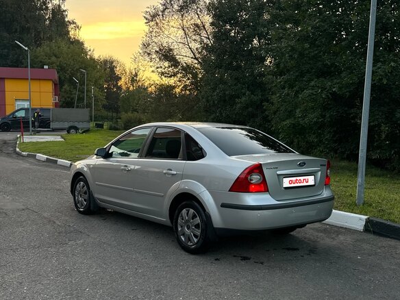 2006 Ford Focus II, серый, 420000 рублей - вид 7
