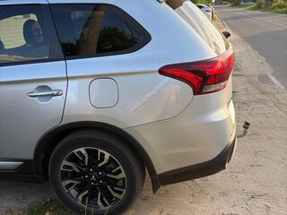 2021 Mitsubishi Outlander III Рестайлинг 3, серый, 2820000 рублей, вид 3