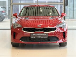 2018 Kia Stinger I, красный, 2150000 рублей, вид 2
