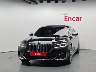 2022 BMW 7 серии 730d xDrive VI (G11/G12) Рестайлинг, чёрный, 7924000 рублей, вид 2