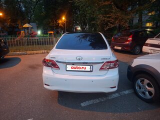 2011 Toyota Corolla X (E140, E150) Рестайлинг, белый, 750000 рублей, вид 2