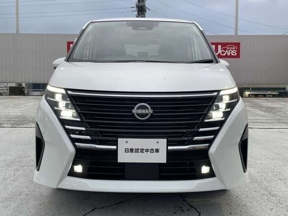 2023 Nissan Serena VI (C28), бежевый - вид 8