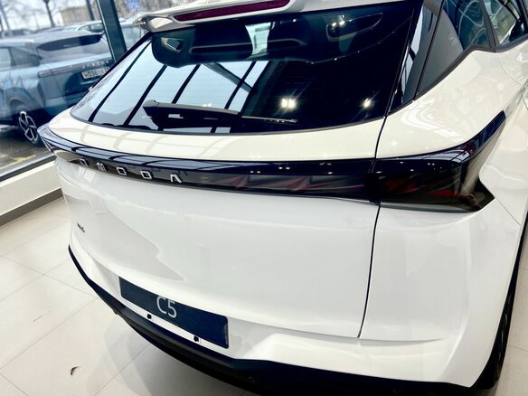 2026 Omoda C5 II, белый, 2779000 рублей - вид 22