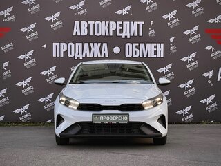 2022 Kia Cerato IV Рестайлинг, белый, 1665000 рублей, вид 2