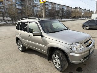 2014 Chevrolet Niva I Рестайлинг, серый, 610000 рублей, вид 4