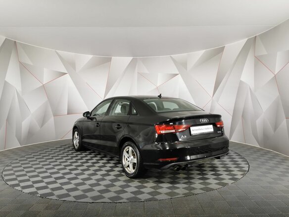 2017 Audi A3 III (8V) Рестайлинг, чёрный, 1260000 рублей - вид 3